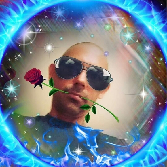 Meet your Posher, Damien - Picture 4 of 8